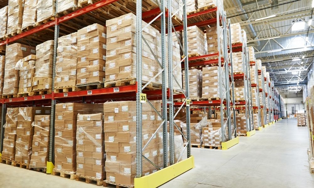 Top Safety Tips for Operating Pallet Flow Racks
