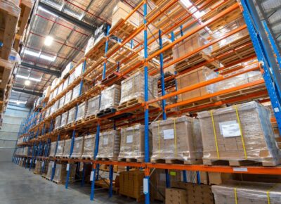 A Guide to Material Handling Equipment for Your Warehouse